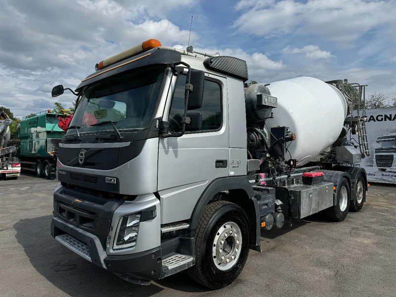 Volvo FMX 370 6x2*4, Mixer + Hydraulic-slide, 2015 - Domiešavač: obrázok 3 Volvo FMX 370 6x2*4, Mixer + Hydraulic-slide, 2015 - Domiešavač: obrázok 3