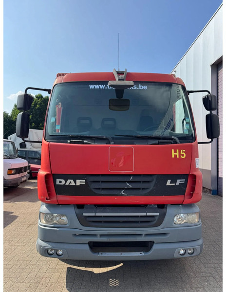 DAF LF 55.220 **MANUAL GEARBOX-EURO 4** - Skříňový nákladní auto: obrázok 2 DAF LF 55.220 **MANUAL GEARBOX-EURO 4** - Skříňový nákladní auto: obrázok 2