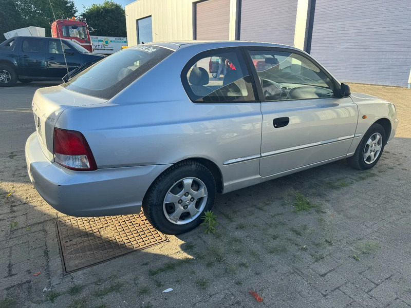 Hyundai Accent **PETROL-ESSENCE-BELGIUM CAR** - Sedan: obrázok 4 Hyundai Accent **PETROL-ESSENCE-BELGIUM CAR** - Sedan: obrázok 4