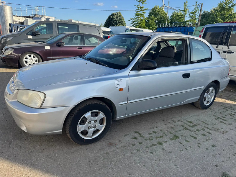 Hyundai Accent **PETROL-ESSENCE-BELGIUM CAR** - Sedan: obrázok 1 Hyundai Accent **PETROL-ESSENCE-BELGIUM CAR** - Sedan: obrázok 1