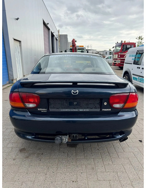 Mazda Xedos **XEDOS 6-2.0 V6-AC** - Sedan: obrázok 5 Mazda Xedos **XEDOS 6-2.0 V6-AC** - Sedan: obrázok 5