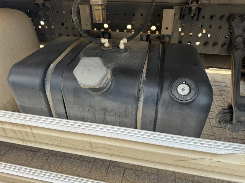 Chladirenské nákladné vozidlo Mercedes-Benz Antos 1827 **BLUETEC 6-FRENCH TRUCK-8,70L BOX**: obrázok 15