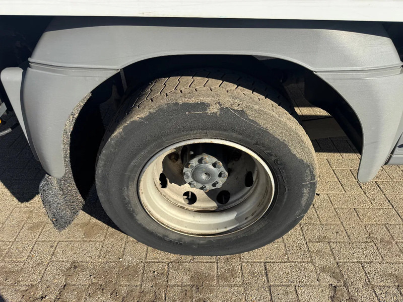 Mercedes-Benz Atego 1218 **BELGIAN TRUCK-REMOVAL LIFT TO 1ST FLOOR-TUV 02/2026** - Skříňový nákladní auto: obrázok 5 Mercedes-Benz Atego 1218 **BELGIAN TRUCK-REMOVAL LIFT TO 1ST FLOOR-TUV 02/2026** - Skříňový nákladní auto: obrázok 5