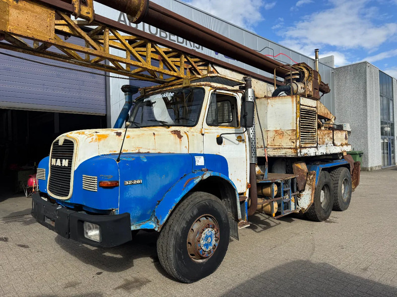 MAN 32.281 **FOREUSE-DRILLTRUCK-6X6** - Nákladné auto: obrázok 2 MAN 32.281 **FOREUSE-DRILLTRUCK-6X6** - Nákladné auto: obrázok 2