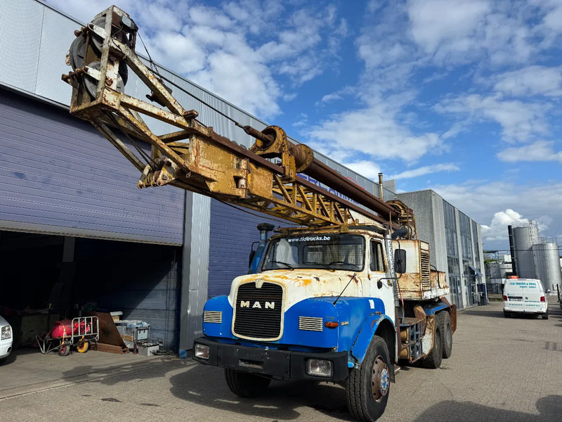 MAN 32.281 **FOREUSE-DRILLTRUCK-6X6** - Nákladné auto: obrázok 1 MAN 32.281 **FOREUSE-DRILLTRUCK-6X6** - Nákladné auto: obrázok 1