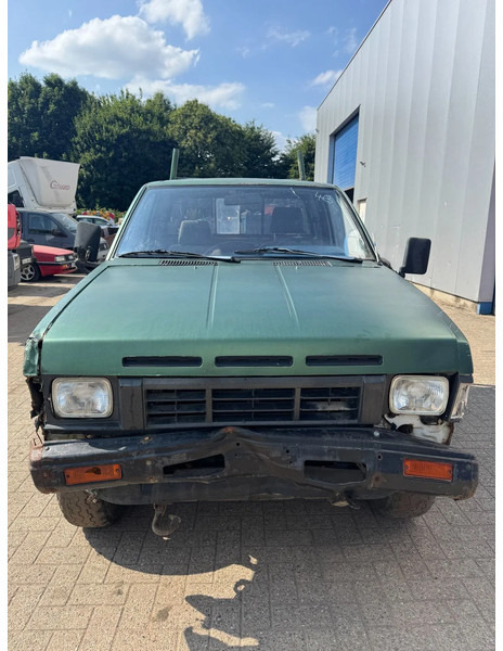 Nissan King-cab **DIESEL-4X4** - Automobil: obrázok 5 Nissan King-cab **DIESEL-4X4** - Automobil: obrázok 5