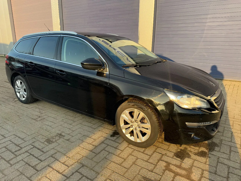 Automobil Peugeot 308 **EURO 6-88KW**: obrázok 1