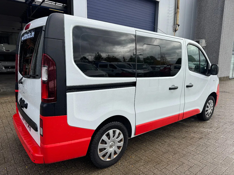 Renault Trafic **AMBULANCE-EURO 5-AC-DCI120** - Sanitka: obrázok 4 Renault Trafic **AMBULANCE-EURO 5-AC-DCI120** - Sanitka: obrázok 4