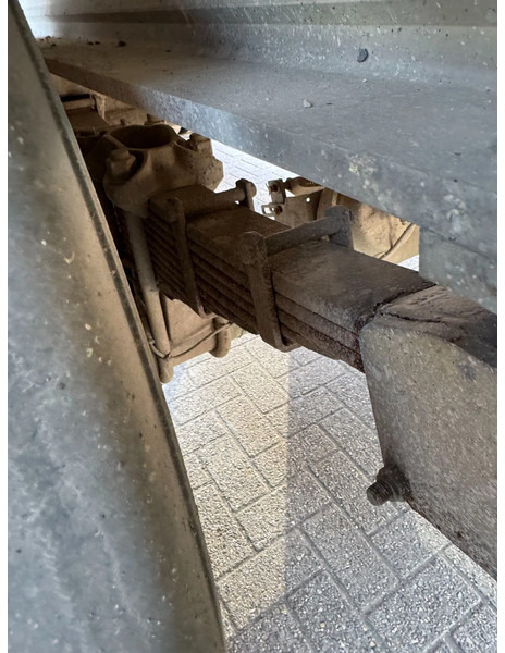 Stas **FULL STEEL SUSPENSION-ALU** - Náves sklápěcí: obrázok 5 Stas **FULL STEEL SUSPENSION-ALU** - Náves sklápěcí: obrázok 5