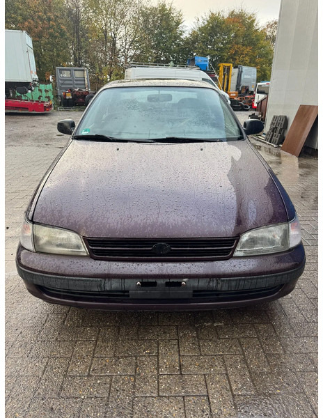 Toyota Carina E **2.0 PETROL-ESSENCE** - Sedan: obrázok 2 Toyota Carina E **2.0 PETROL-ESSENCE** - Sedan: obrázok 2