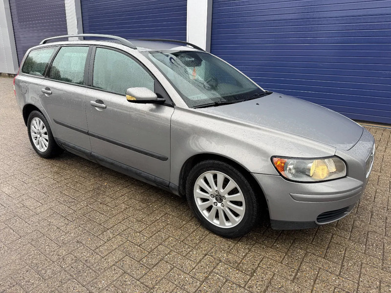 Volvo V50 **AIRCO-BELGIAN CAR** - Automobil: obrázok 1 Volvo V50 **AIRCO-BELGIAN CAR** - Automobil: obrázok 1
