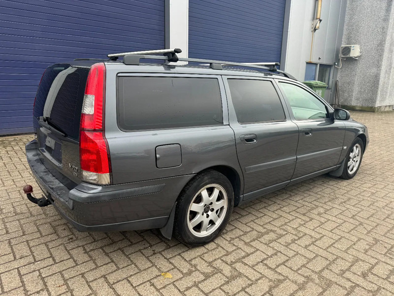 Volvo V70 V70 - Automobil: obrázok 4 Volvo V70 V70 - Automobil: obrázok 4