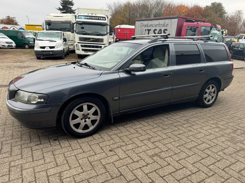 Volvo V70 V70 - Automobil: obrázok 2 Volvo V70 V70 - Automobil: obrázok 2
