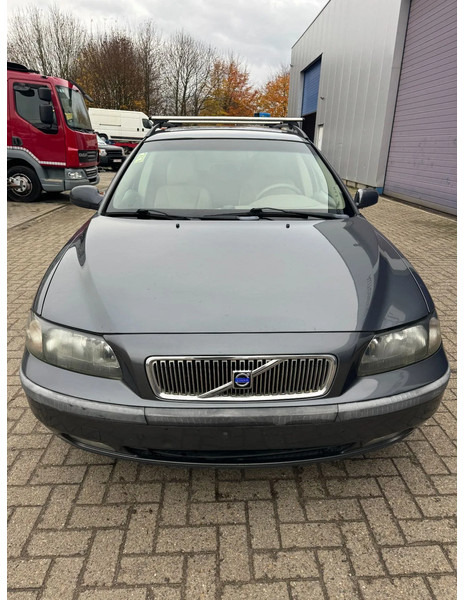 Volvo V70 V70 - Automobil: obrázok 3 Volvo V70 V70 - Automobil: obrázok 3