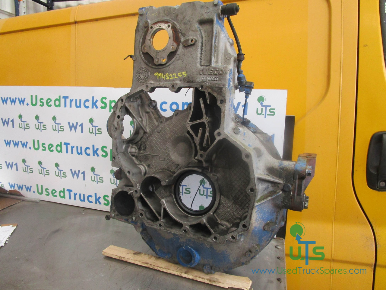 IVECO CURSOR 8 FLYWHEEL BELLHOUSING P/NO 99482255 - Zotrvačník pre Nákladné auto: obrázok 1 IVECO CURSOR 8 FLYWHEEL BELLHOUSING P/NO 99482255 - Zotrvačník pre Nákladné auto: obrázok 1