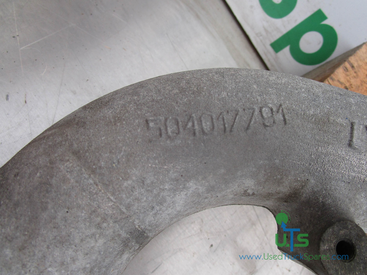 IVECO CURSOR 8 INTERCOOLER PIPE P/NO 504017791 - Motor a diely pre Nákladné auto: obrázok 2 IVECO CURSOR 8 INTERCOOLER PIPE P/NO 504017791 - Motor a diely pre Nákladné auto: obrázok 2