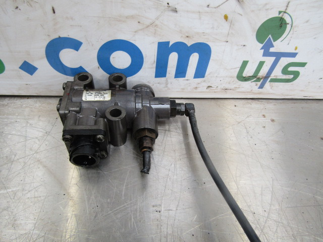 MAN TGM 340 DO836 EGR SOLENOID VALVE NORGREN 4068531 P/NO 51-25907-0123 - Motor a diely pre Nákladné auto: obrázok 1 MAN TGM 340 DO836 EGR SOLENOID VALVE NORGREN 4068531 P/NO 51-25907-0123 - Motor a diely pre Nákladné auto: obrázok 1