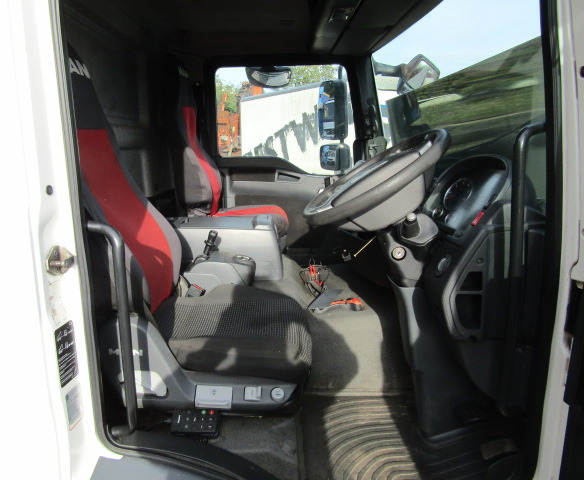 MAN TGM DAY CAB EX 2012 - Kabína pre Nákladné auto: obrázok 5 MAN TGM DAY CAB EX 2012 - Kabína pre Nákladné auto: obrázok 5