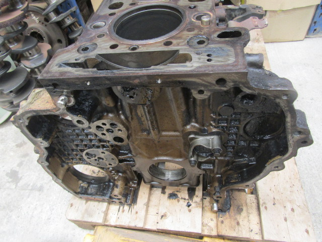 MERCEDES ACTROS MP4 OM471-6 ENGINE BLOCK - Motor a diely pre Nákladné auto: obrázok 2 MERCEDES ACTROS MP4 OM471-6 ENGINE BLOCK - Motor a diely pre Nákladné auto: obrázok 2