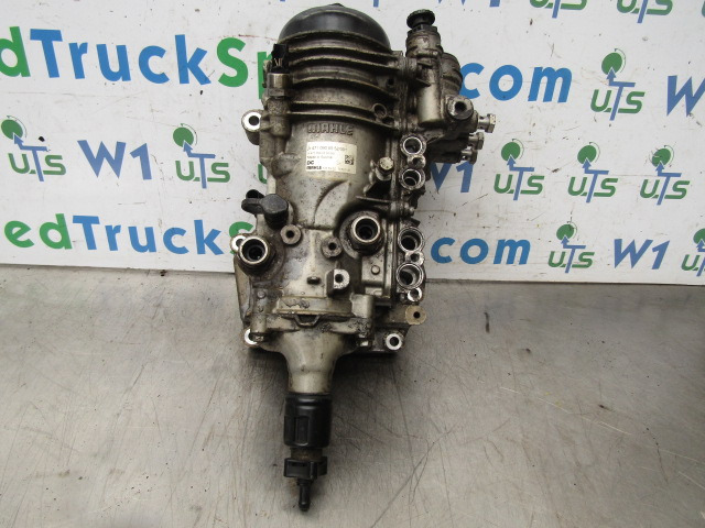 MERCEDES ACTROS MP4 OM471-6 OIL COOLER AND HOUSING P/NO A4710908552/001 - Motor a diely pre Nákladné auto: obrázok 1 MERCEDES ACTROS MP4 OM471-6 OIL COOLER AND HOUSING P/NO A4710908552/001 - Motor a diely pre Nákladné auto: obrázok 1
