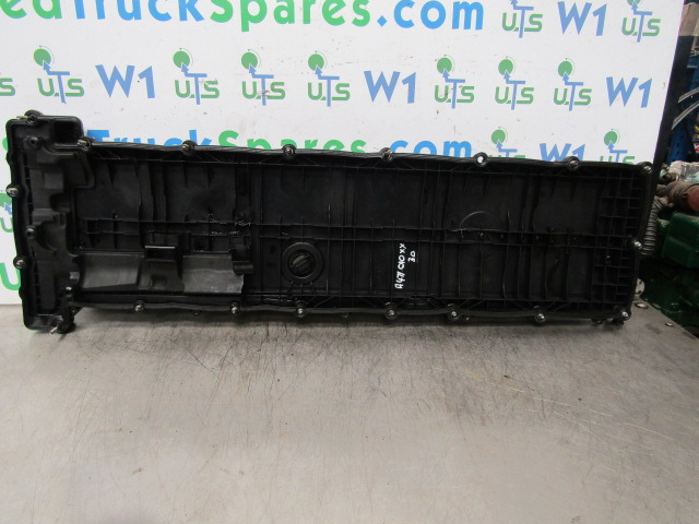 MERCEDES ACTROS MP4 OM471-6 ROCKER COVER P/NO A471010XX30 - Motor a diely pre Nákladné auto: obrázok 2 MERCEDES ACTROS MP4 OM471-6 ROCKER COVER P/NO A471010XX30 - Motor a diely pre Nákladné auto: obrázok 2