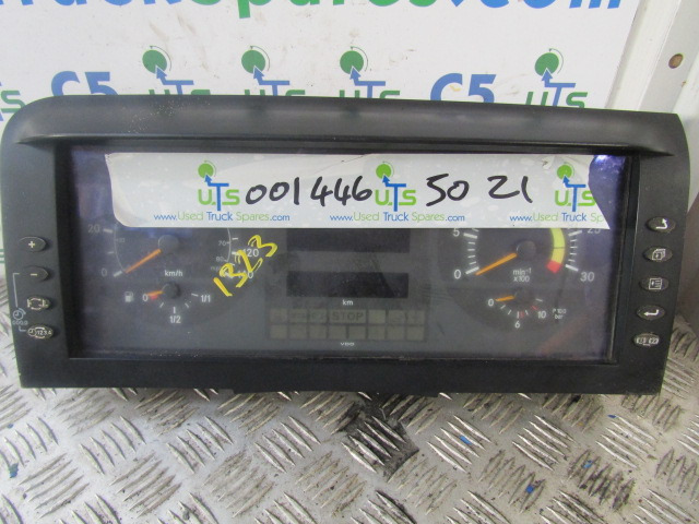 MERCEDES ATEGO 1823 CLOCK CLUSTER P/NO A001 446 5021 - Elektrický systém pre Nákladné auto: obrázok 1 MERCEDES ATEGO 1823 CLOCK CLUSTER P/NO A001 446 5021 - Elektrický systém pre Nákladné auto: obrázok 1