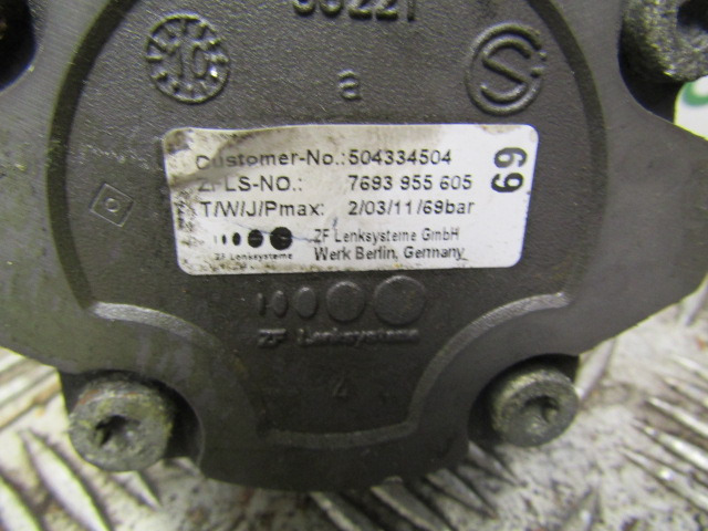 MITSUBISHI FUSO 4P10 POWER STEERING PUMP P/NO 504334504 - Riadenia pre Nákladné auto: obrázok 2 MITSUBISHI FUSO 4P10 POWER STEERING PUMP P/NO 504334504 - Riadenia pre Nákladné auto: obrázok 2