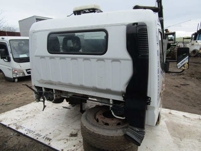 MITSUBISHI FUSO 7C15/18 CAB 2012 - Kabína pre Nákladné auto: obrázok 5 MITSUBISHI FUSO 7C15/18 CAB 2012 - Kabína pre Nákladné auto: obrázok 5