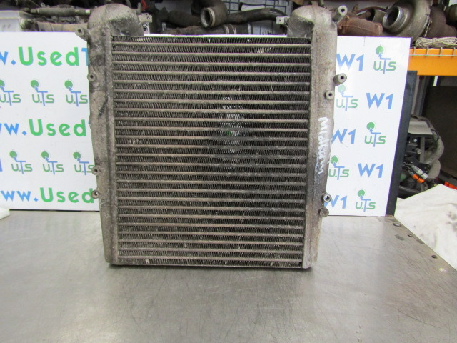 RENAULT MIDLUM 180 DCI INTERCOOLER P/NO 5010315783 - Chladič pre Nákladné auto: obrázok 1 RENAULT MIDLUM 180 DCI INTERCOOLER P/NO 5010315783 - Chladič pre Nákladné auto: obrázok 1