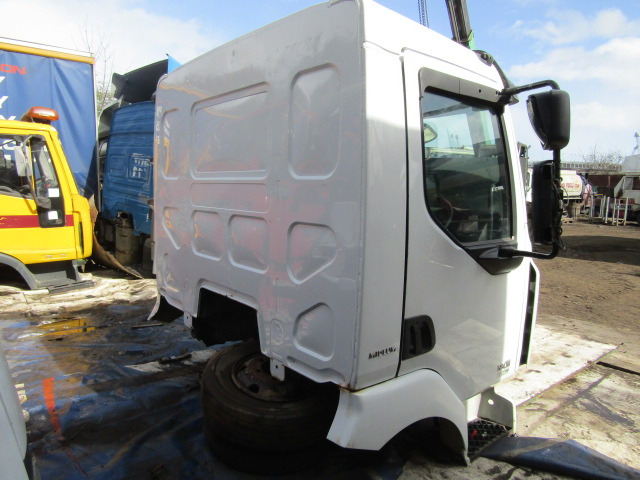 RENAULT MIDLUM DXI 7.5T CAB (2013) - Kabína pre Nákladné auto: obrázok 4 RENAULT MIDLUM DXI 7.5T CAB (2013) - Kabína pre Nákladné auto: obrázok 4