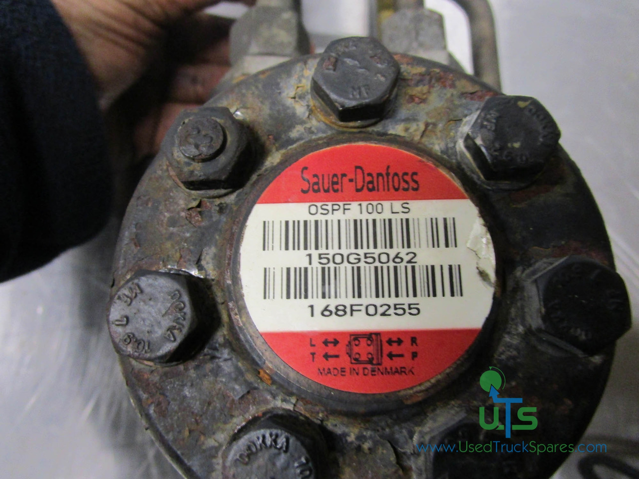 SCHMIDT SWINGO 200 POWER STEERING PUMP P/NO 150G5062 - Čerpadlo riadenia pre Komunálne/ Špeciálne stroje: obrázok 2 SCHMIDT SWINGO 200 POWER STEERING PUMP P/NO 150G5062 - Čerpadlo riadenia pre Komunálne/ Špeciálne stroje: obrázok 2