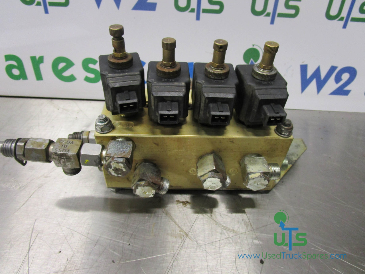 SCHMIDT SWINGO 200 SPEED VALVE P/NO DXP17215-04K - Brzdový ventil pre Komunálne/ Špeciálne stroje: obrázok 1 SCHMIDT SWINGO 200 SPEED VALVE P/NO DXP17215-04K - Brzdový ventil pre Komunálne/ Špeciálne stroje: obrázok 1