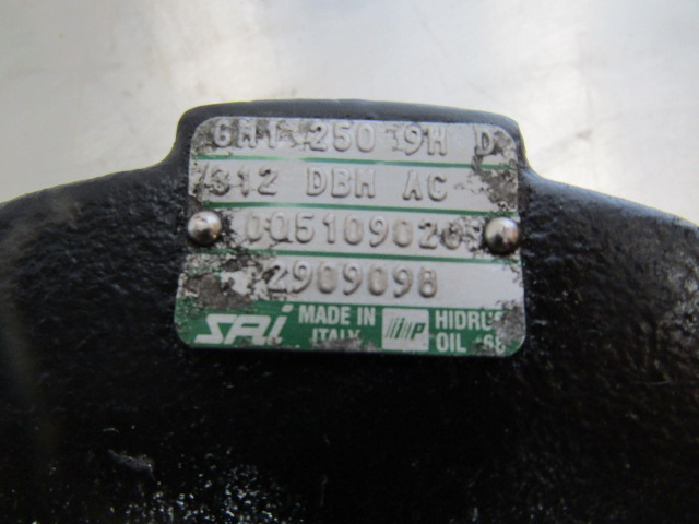SCHMIDT SWINGO 2WD DRIVE MOTOR TYPE GM1 250 9H D312 - Motor a diely pre Komunálne/ Špeciálne stroje: obrázok 3 SCHMIDT SWINGO 2WD DRIVE MOTOR TYPE GM1 250 9H D312 - Motor a diely pre Komunálne/ Špeciálne stroje: obrázok 3