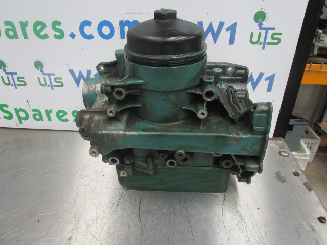 VOLVO FE 240/280 D7E OIL FILTER HOUSING / OIL COOLER - Motor a diely pre Nákladné auto: obrázok 1 VOLVO FE 240/280 D7E OIL FILTER HOUSING / OIL COOLER - Motor a diely pre Nákladné auto: obrázok 1