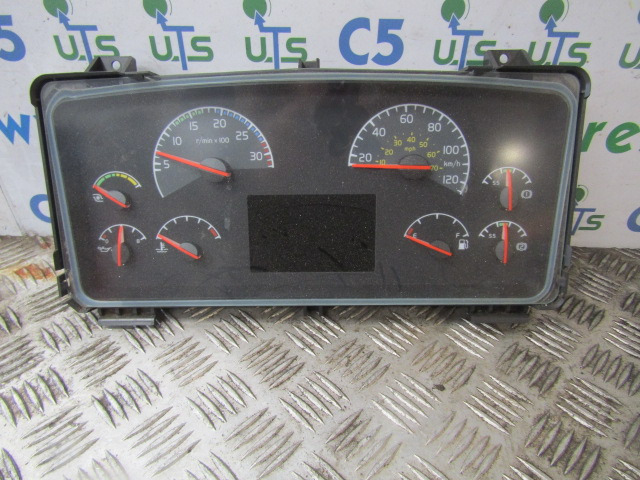 VOLVO FE CLOCK CLUSTER P/NO 20970787-P04 - Kabína a interiér pre Nákladné auto: obrázok 1 VOLVO FE CLOCK CLUSTER P/NO 20970787-P04 - Kabína a interiér pre Nákladné auto: obrázok 1