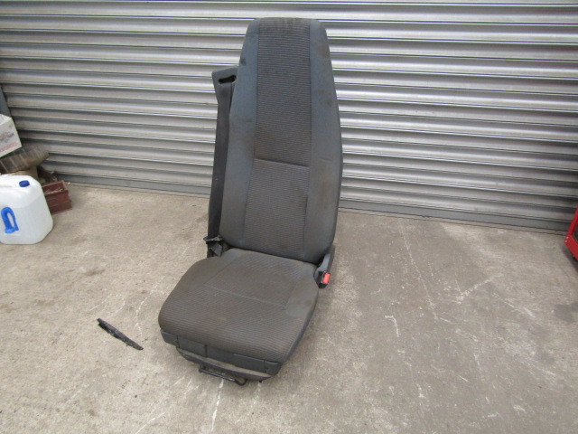VOLVO FE DRIVER SEAT (AIR) SUITS 2007/13 - Kabína a interiér pre Nákladné auto: obrázok 2 VOLVO FE DRIVER SEAT (AIR) SUITS 2007/13 - Kabína a interiér pre Nákladné auto: obrázok 2