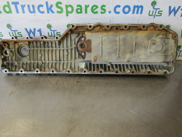 VOLVO FH13 D13C OIL COOLER COVER P/NO 21423744 - Motor a diely pre Nákladné auto: obrázok 3 VOLVO FH13 D13C OIL COOLER COVER P/NO 21423744 - Motor a diely pre Nákladné auto: obrázok 3