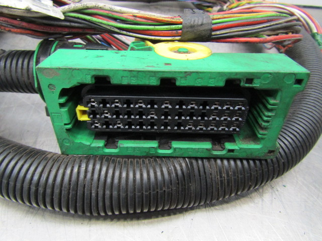 VOLVO FH13A ECU / FUSEBOARD HARNESS P/NO 20969699 / 02 - Riadiaca jednotka pre Nákladné auto: obrázok 2 VOLVO FH13A ECU / FUSEBOARD HARNESS P/NO 20969699 / 02 - Riadiaca jednotka pre Nákladné auto: obrázok 2
