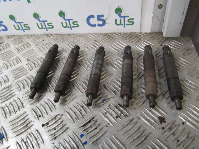 VOLVO FLE D6B 220/250 BOSCH INJECTORS P/NO 0432191405 - Palivový systém pre Nákladné auto: obrázok 1 VOLVO FLE D6B 220/250 BOSCH INJECTORS P/NO 0432191405 - Palivový systém pre Nákladné auto: obrázok 1