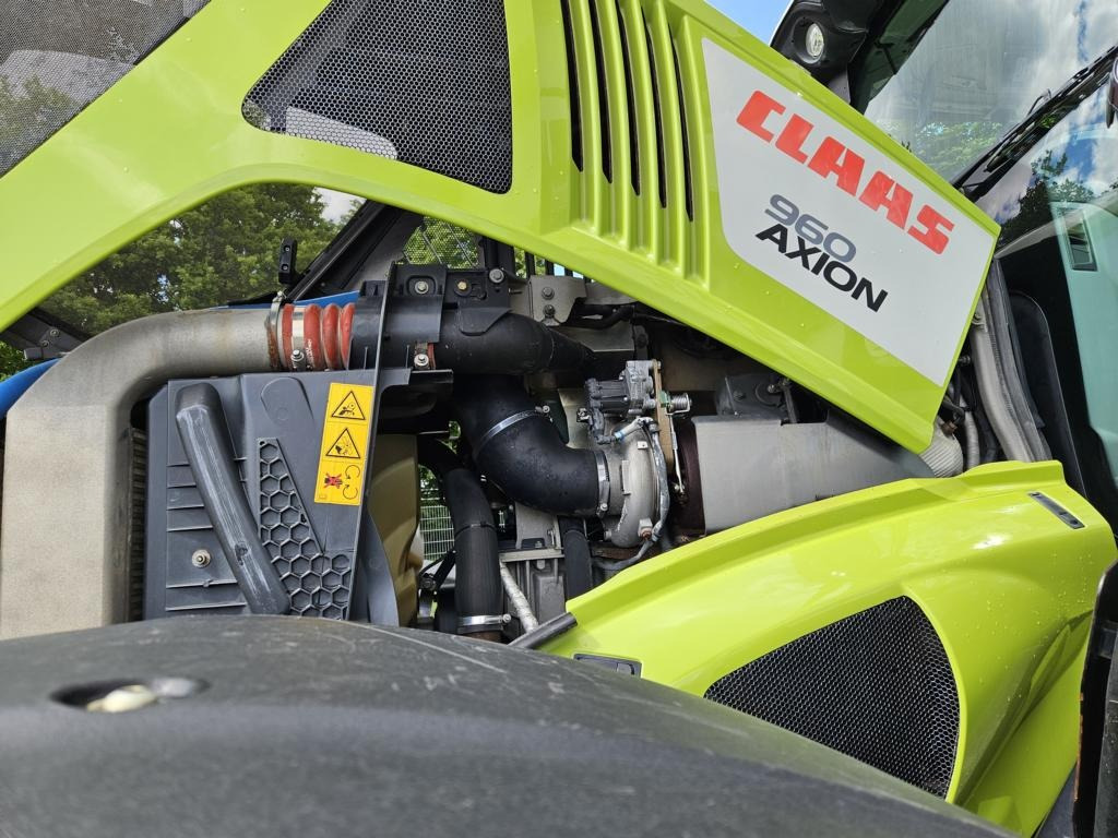 CLAAS AXION 960 CMATIC - Traktor: obrázok 5 CLAAS AXION 960 CMATIC - Traktor: obrázok 5