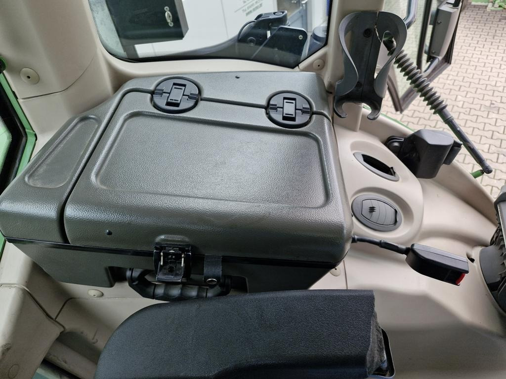 Leasing Fendt 826 VARIO PROFI PLUS Fendt 826 VARIO PROFI PLUS: obrázok 24 Leasing Fendt 826 VARIO PROFI PLUS Fendt 826 VARIO PROFI PLUS: obrázok 24