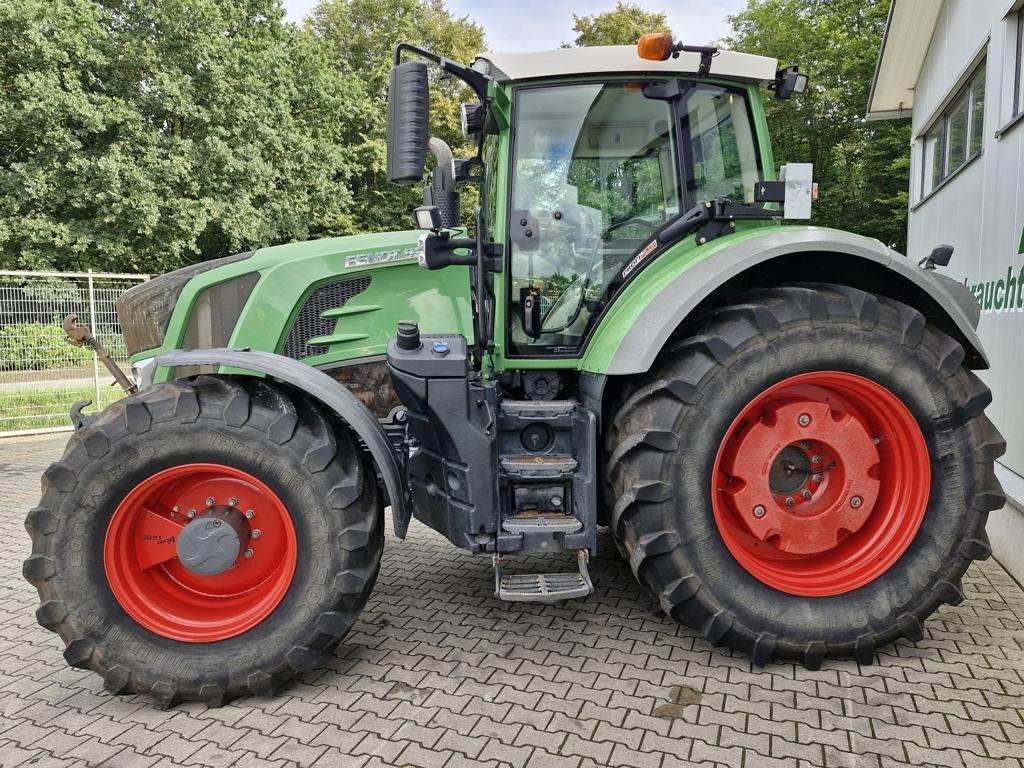 Leasing Fendt 826 VARIO PROFI PLUS Fendt 826 VARIO PROFI PLUS: obrázok 32 Leasing Fendt 826 VARIO PROFI PLUS Fendt 826 VARIO PROFI PLUS: obrázok 32