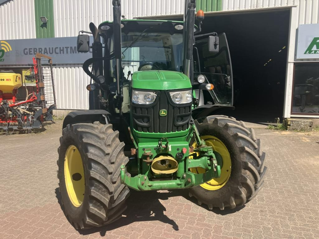 Traktor John Deere 6125R: obrázok 36