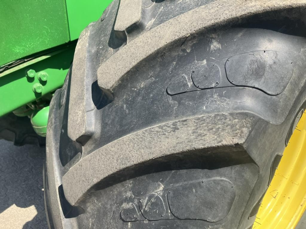 John Deere 6170R - Traktor: obrázok 2 John Deere 6170R - Traktor: obrázok 2