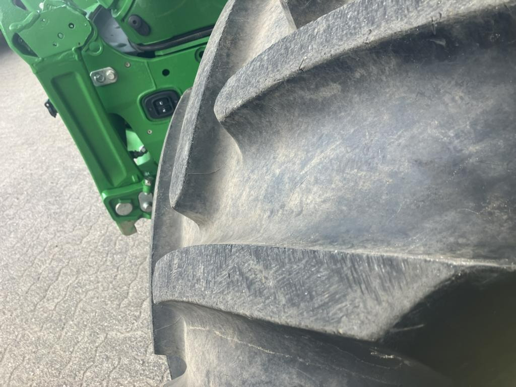 John Deere 6R185 - Traktor: obrázok 3 John Deere 6R185 - Traktor: obrázok 3