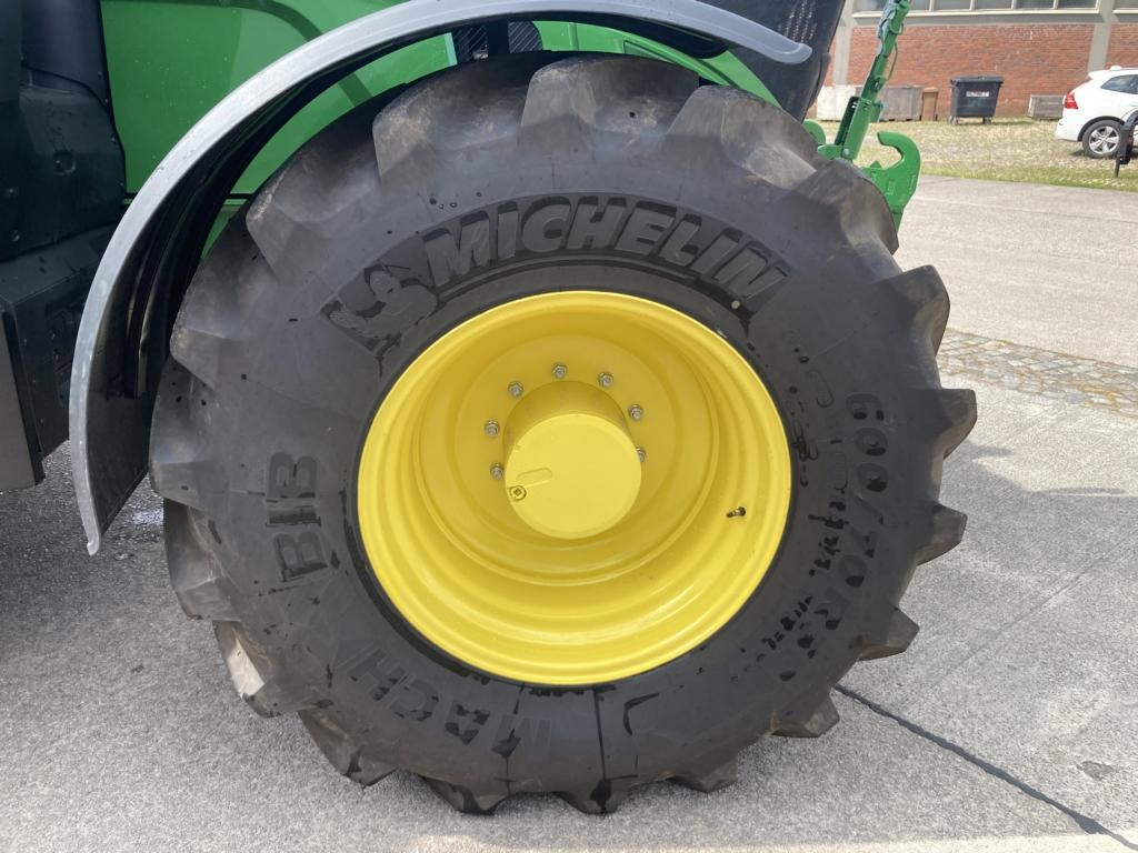 Traktor John Deere 6R250: obrázok 11