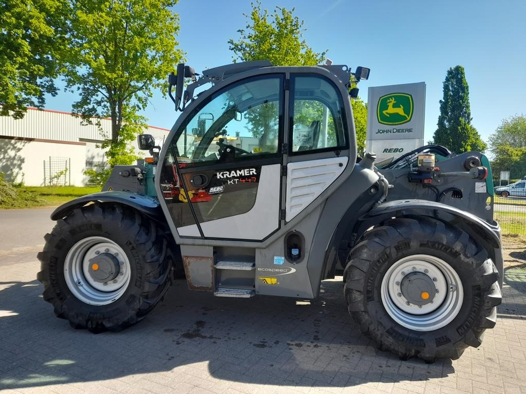 Kramer KT447 T4 SERIE 2 - Nakladač: obrázok 1 Kramer KT447 T4 SERIE 2 - Nakladač: obrázok 1