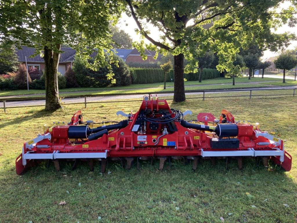 Pöttinger LION 403 C - Brány: obrázok 1 Pöttinger LION 403 C - Brány: obrázok 1