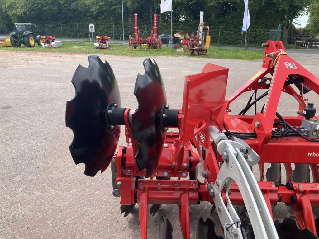 Pöttinger TERRADISC 3001 - Diskový pluh: obrázok 4 Pöttinger TERRADISC 3001 - Diskový pluh: obrázok 4