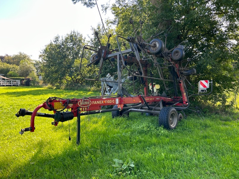Vicon Fanex 1103 C - Obracač sena: obrázok 1 Vicon Fanex 1103 C - Obracač sena: obrázok 1